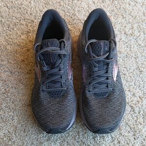Brooks Women's Gray and Purple Sneakers